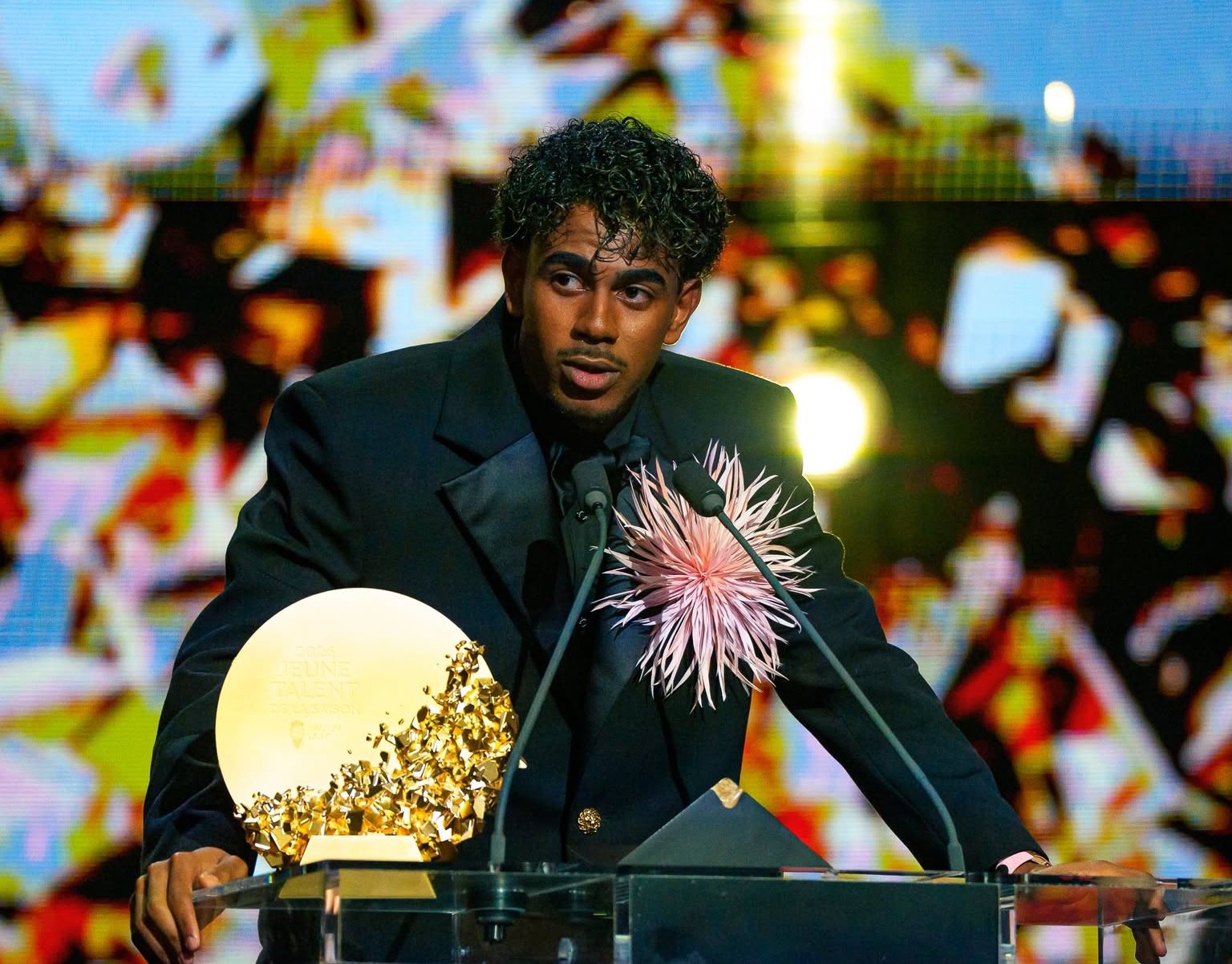 Lamine Yamal Wins Young Talent of the Year Award for Third Consecutive Year